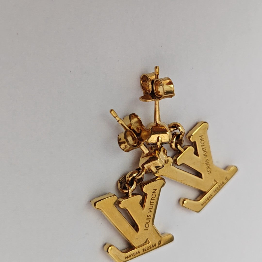 Metal Gold Stud Earrings