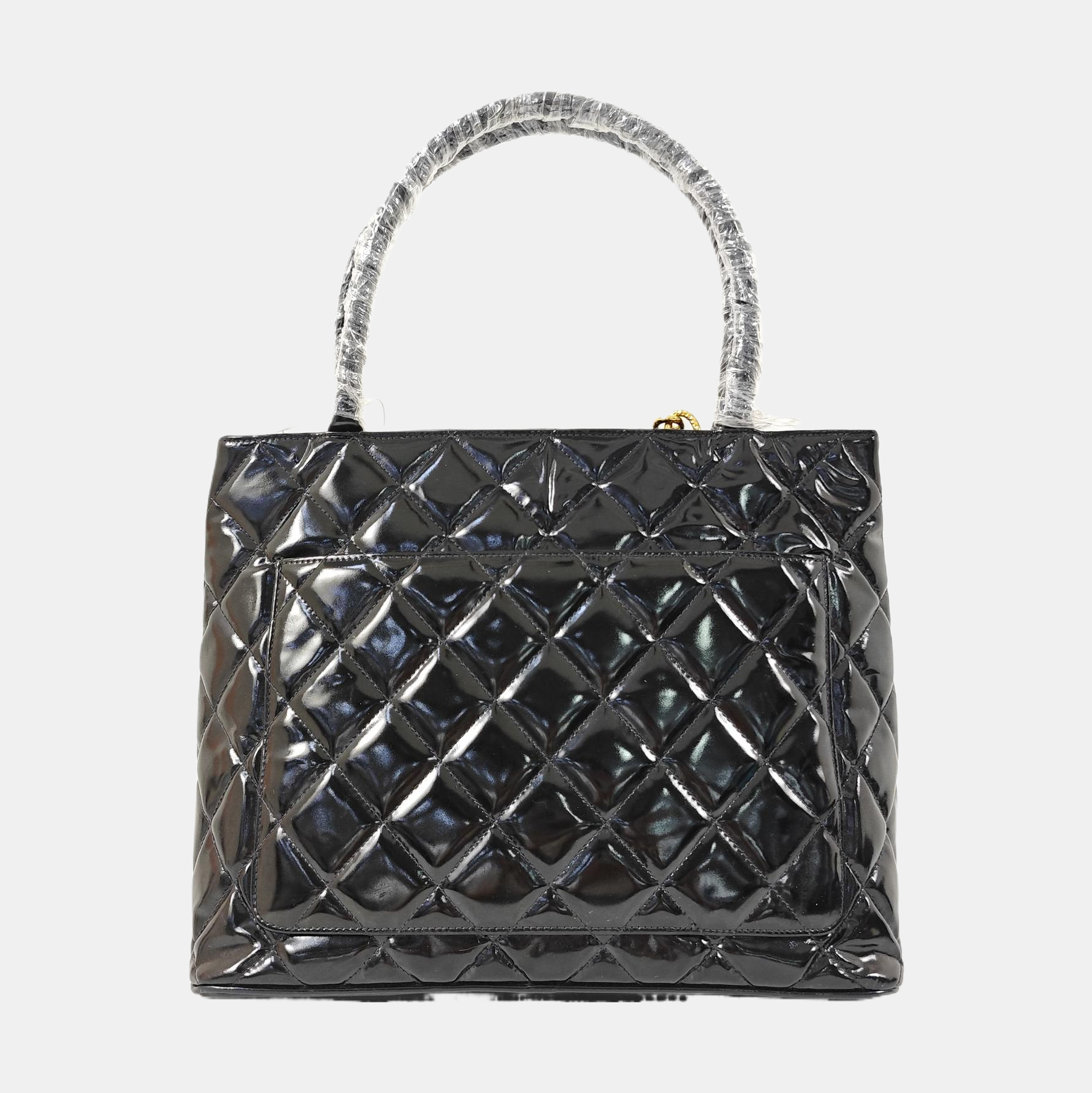 MEDALLION Quilted Patent Leather Black
