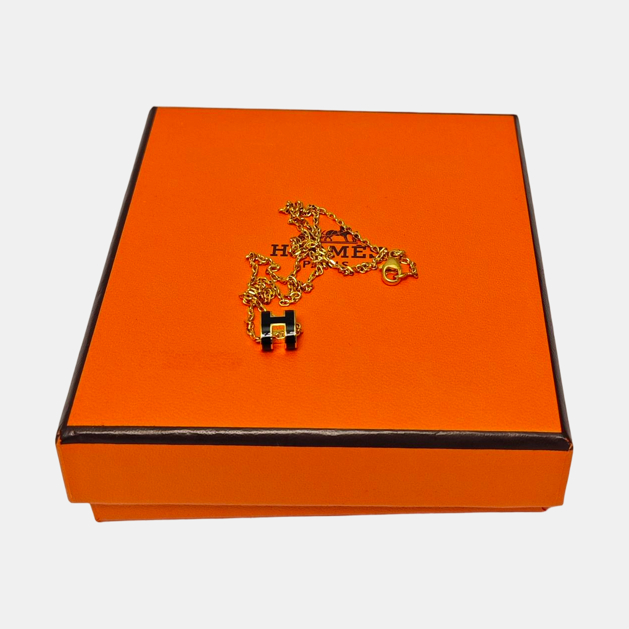 Pop H Metal Gold Necklace