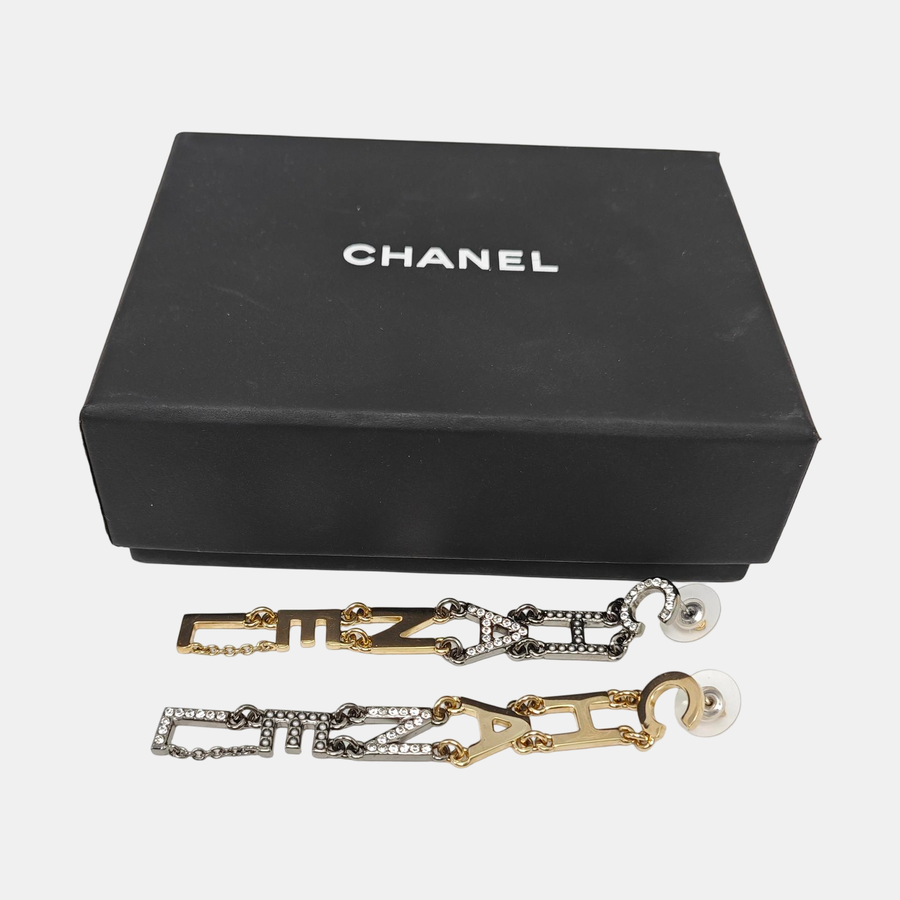 Metal Gold Stud Earrings