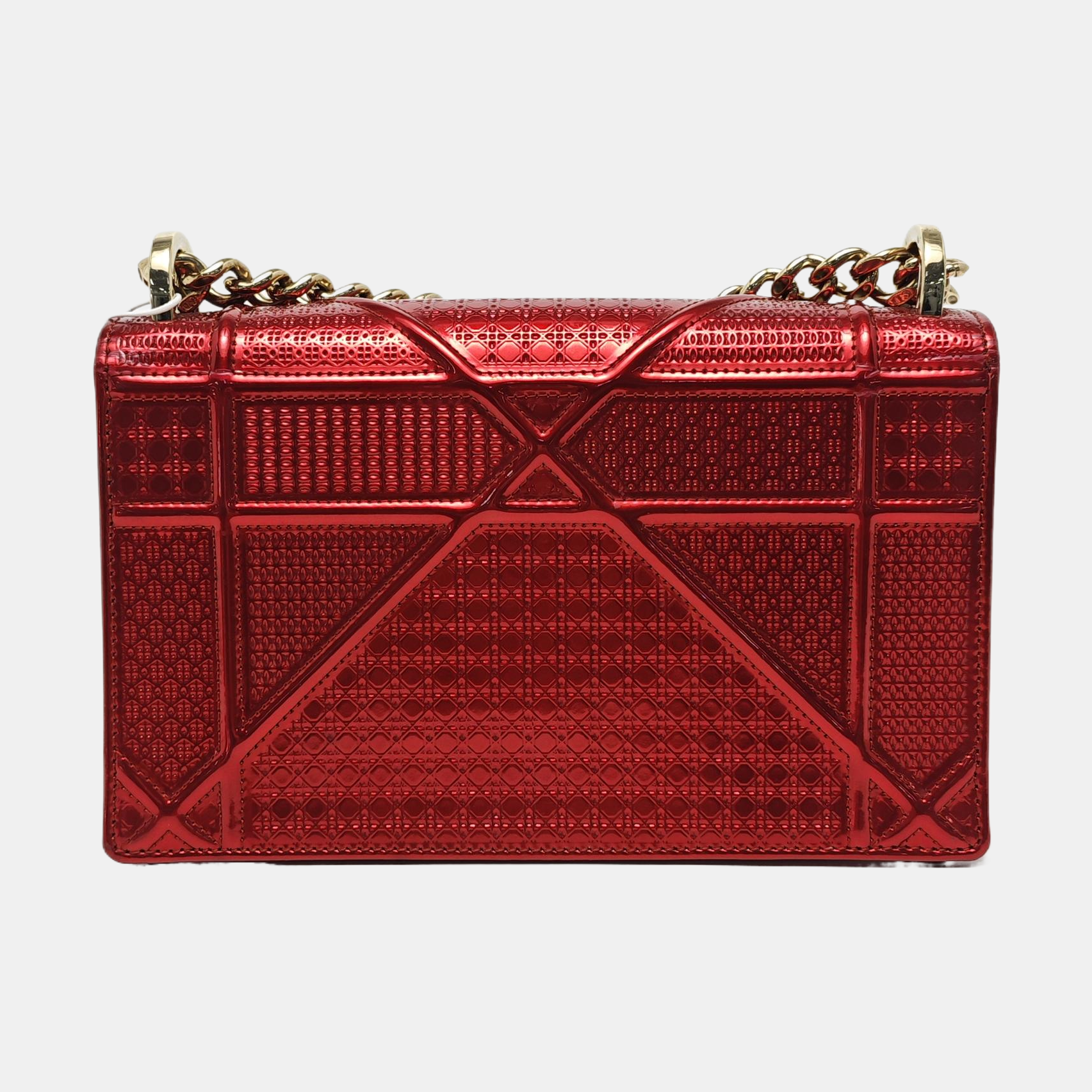 Authenticated pre-owned  Diorama Quilted Calfskin Red - Crossbody Bag at Looply