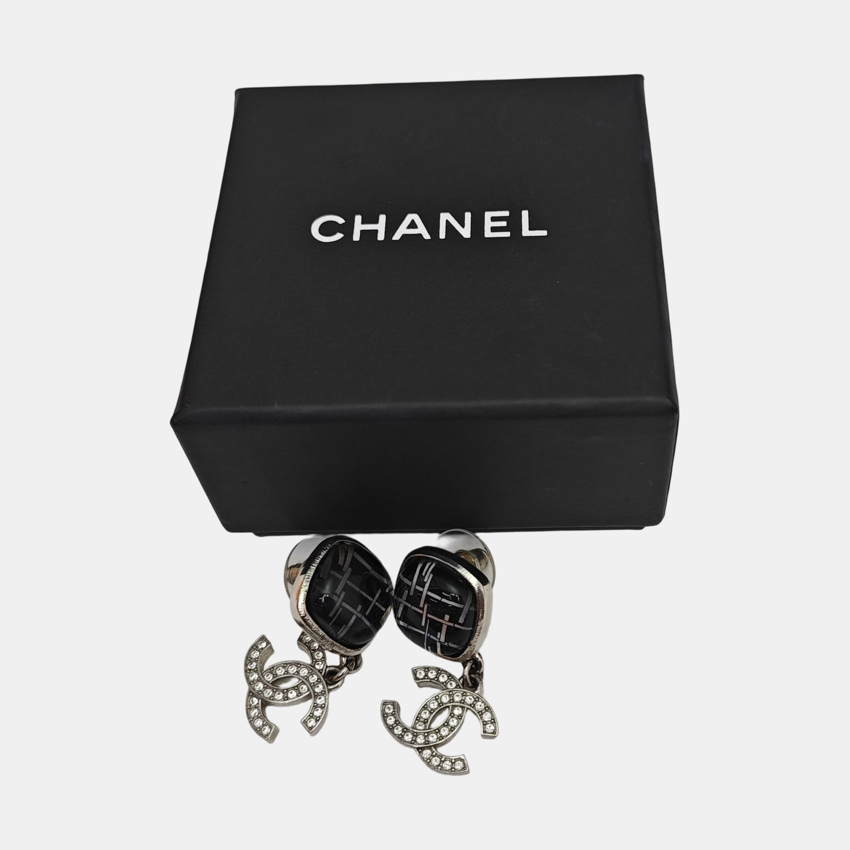Metal Black Stud Earrings