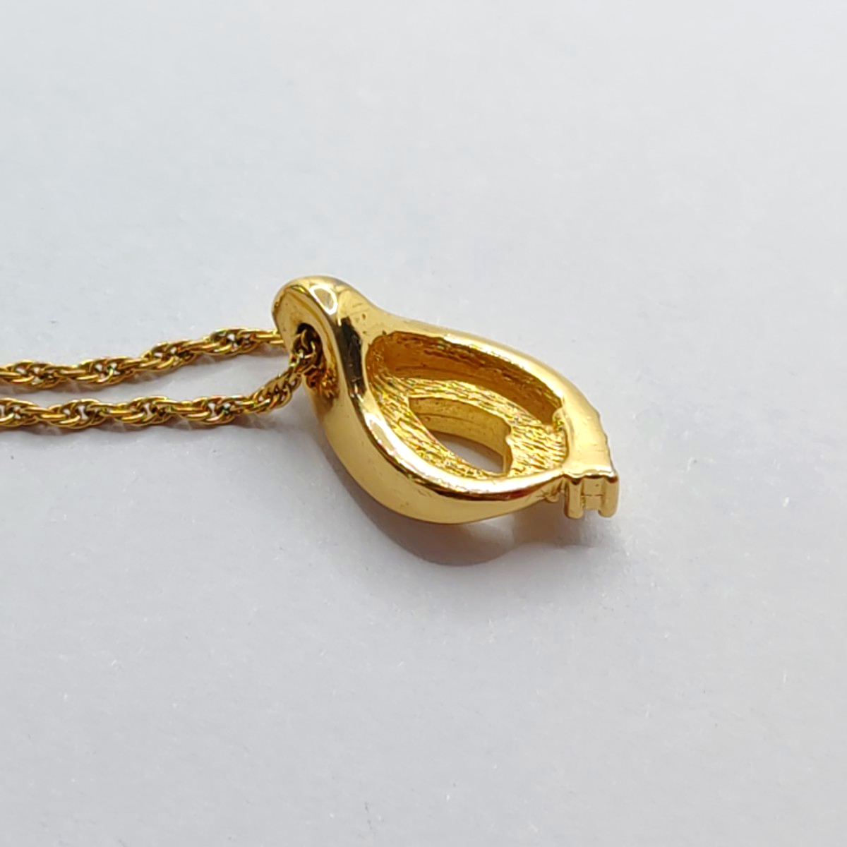 Metal Gold Necklace