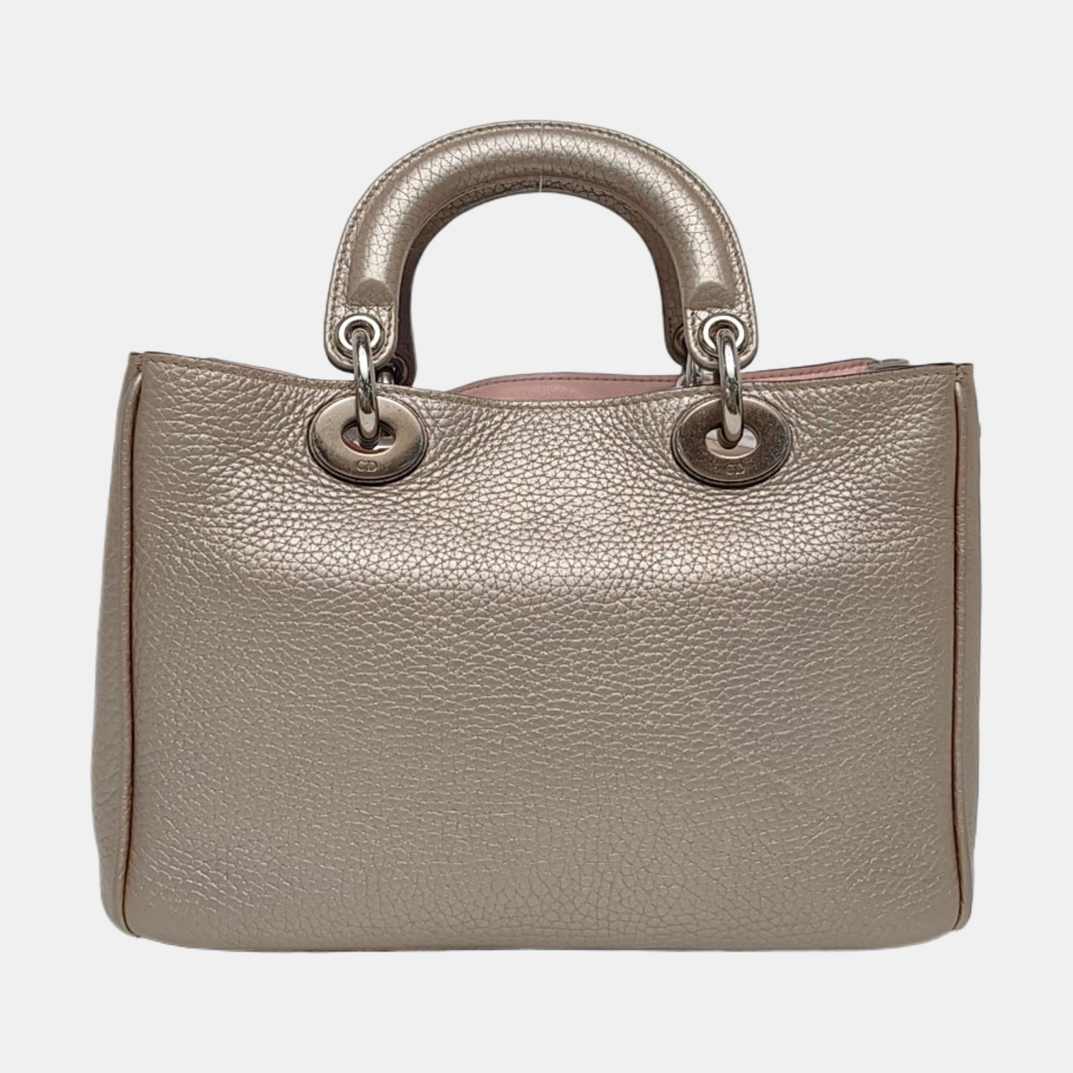 Authenticated pre-owned  Diorissimo Calfskin Beige - Tote Bag at Looply