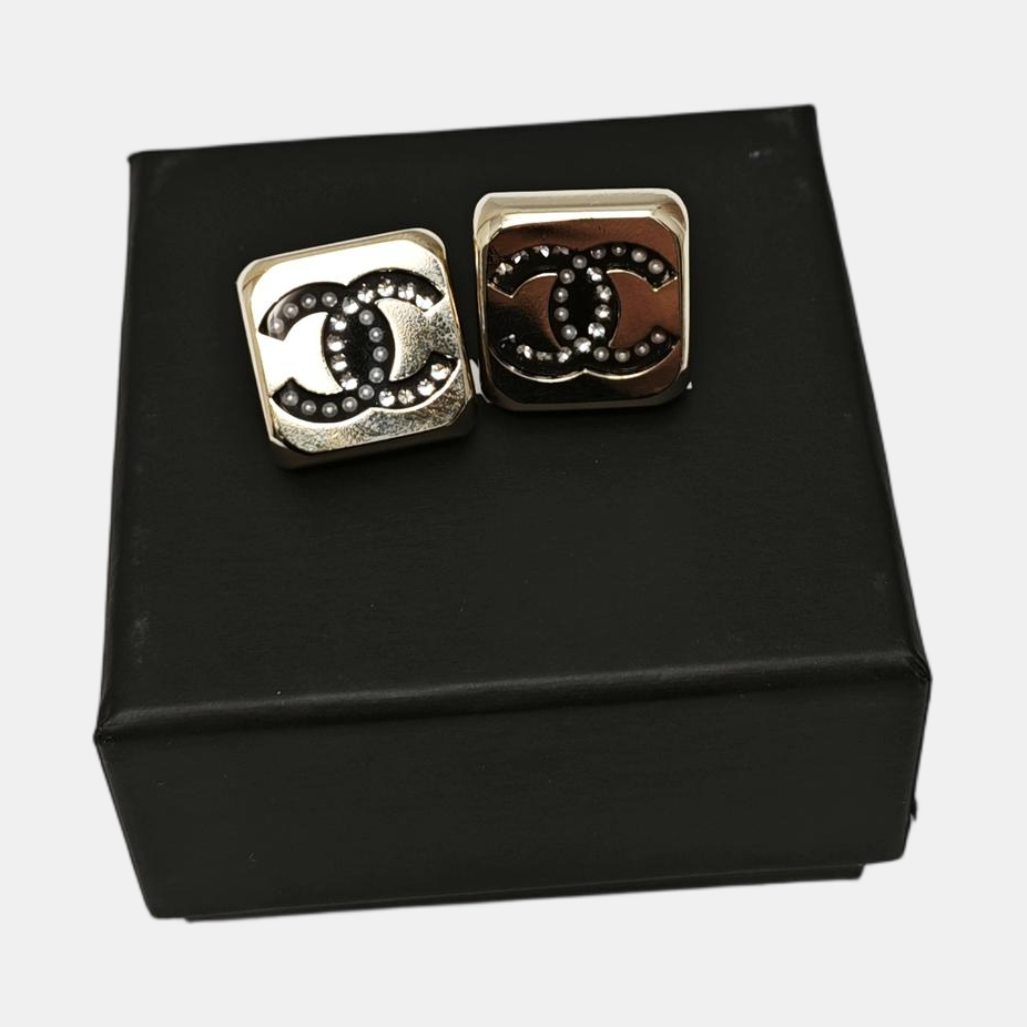Metal Gold Stud Earrings