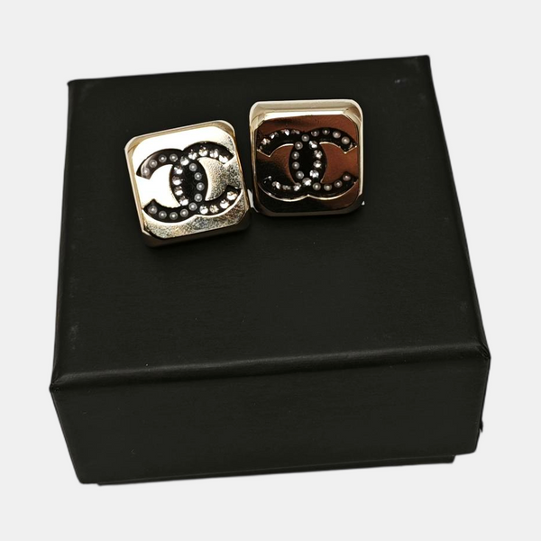 Metal Gold Stud Earrings