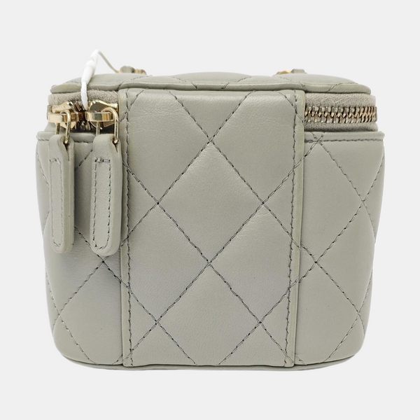 VANITY CASE Mini Quilted Lambskin Gray