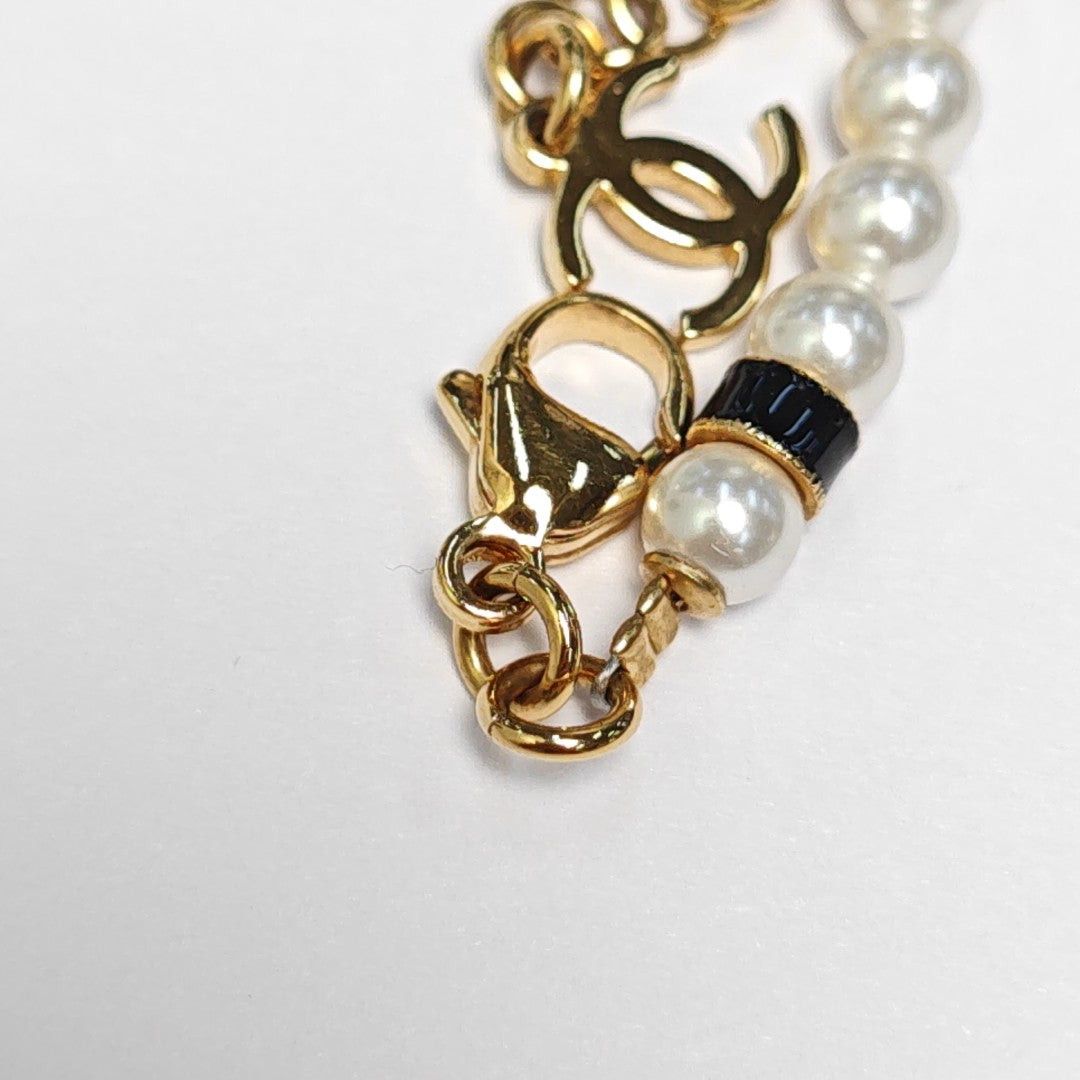 Faux Pearl White Bracelet