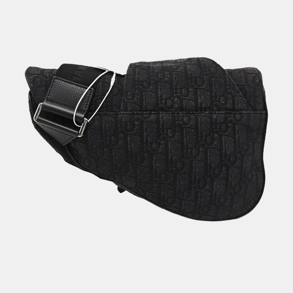 Saddle Medium Oblique Canvas Black