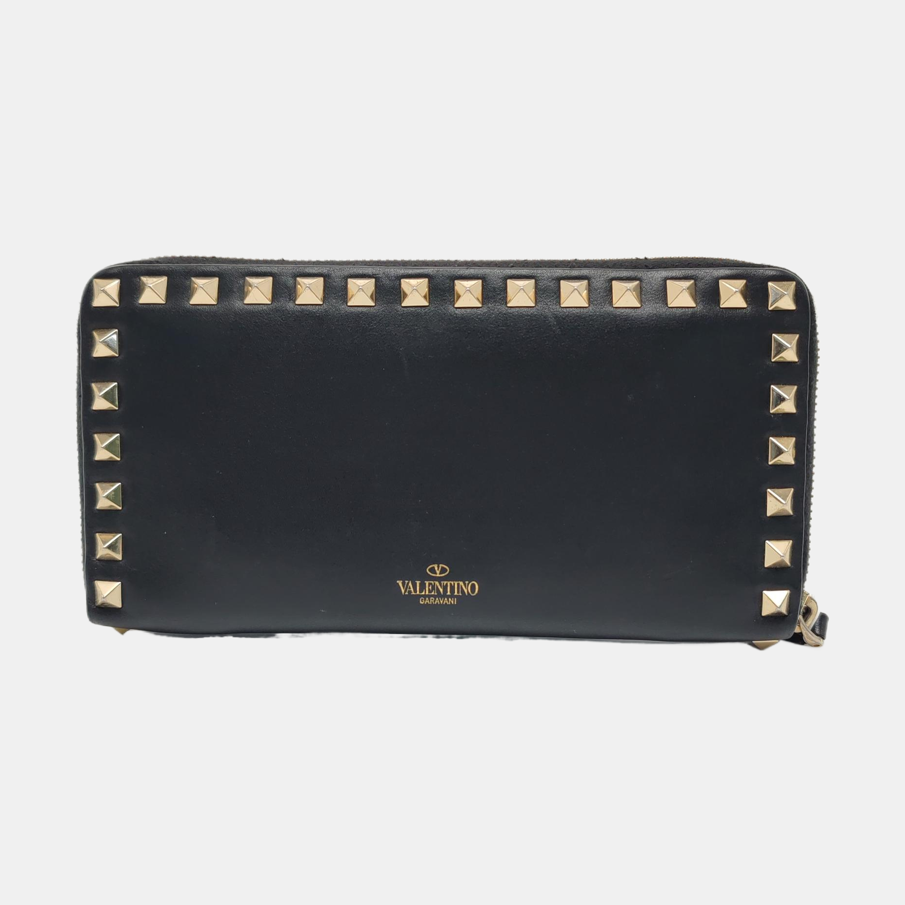 Rockstud Calfskin Black Wallet