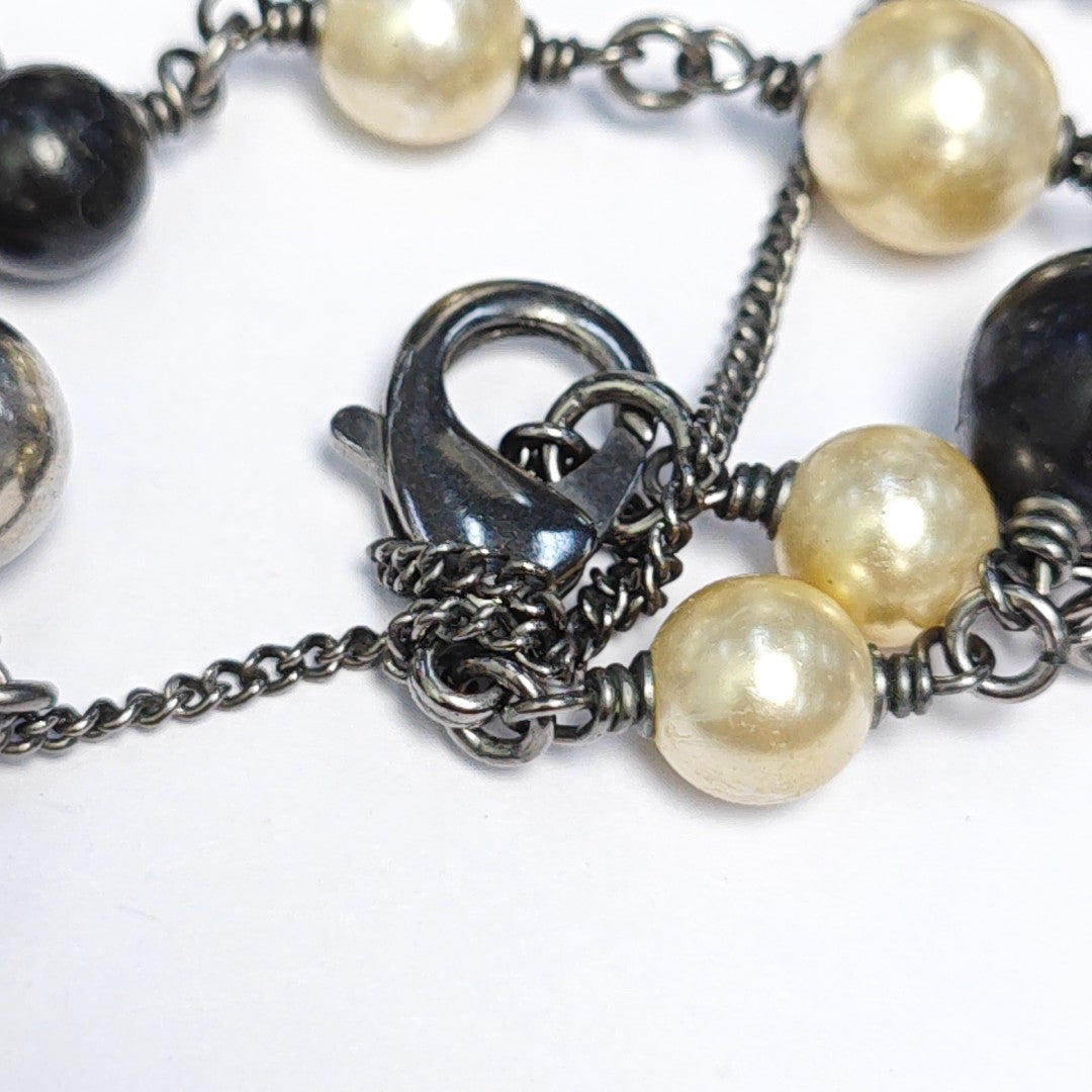 Faux Pearl White Necklace