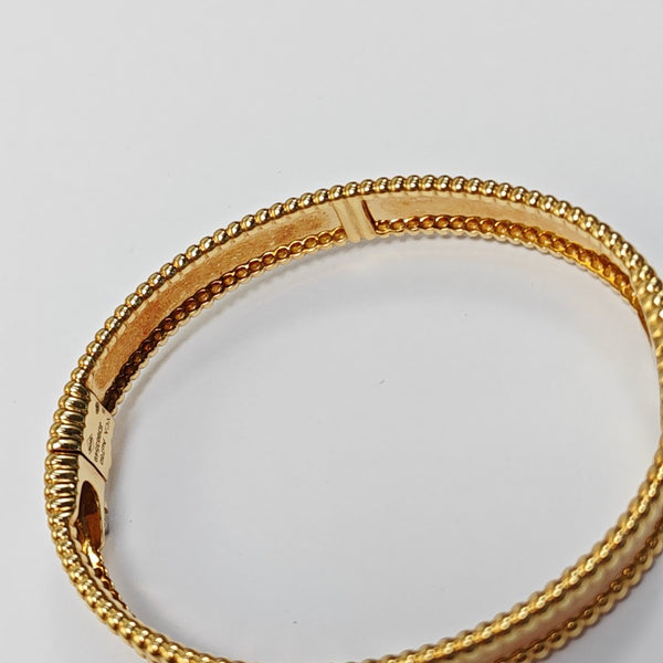 Perlée Signature 18k Gold Bangle