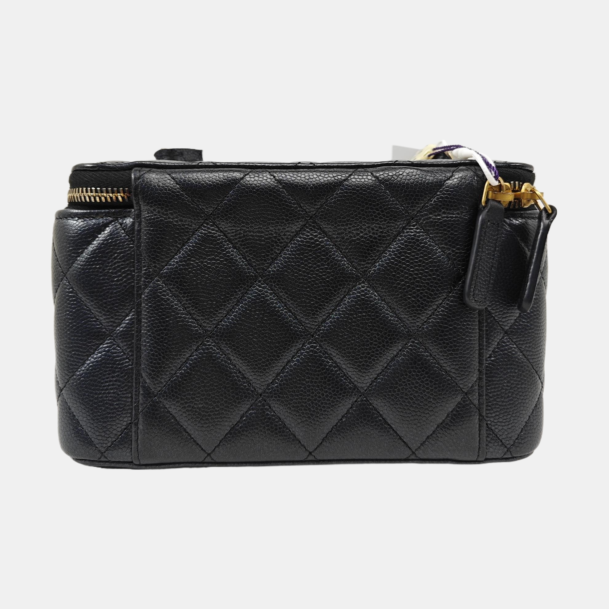 VANITY CASE Small Quilted Grained Calfskin Black