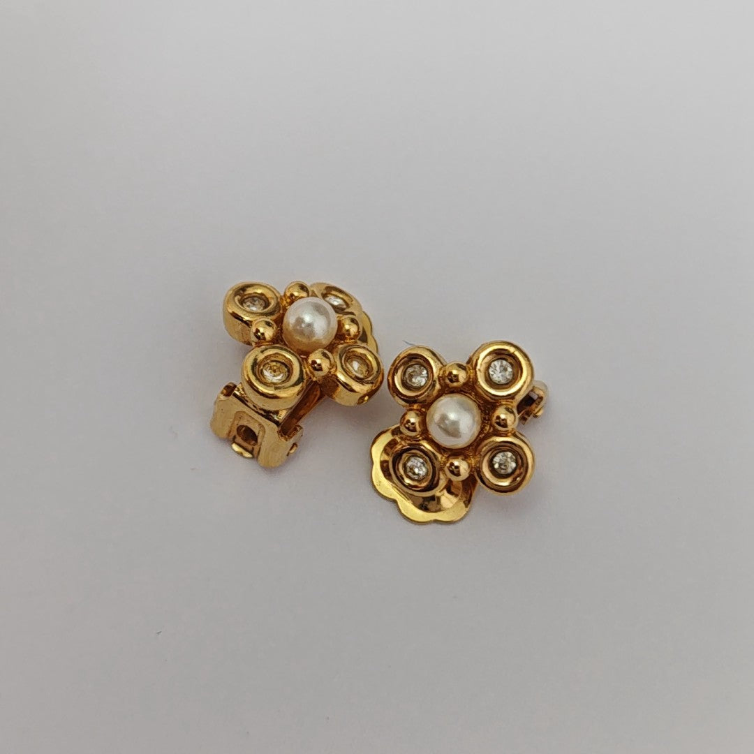 Metal Gold Clip On Earrings