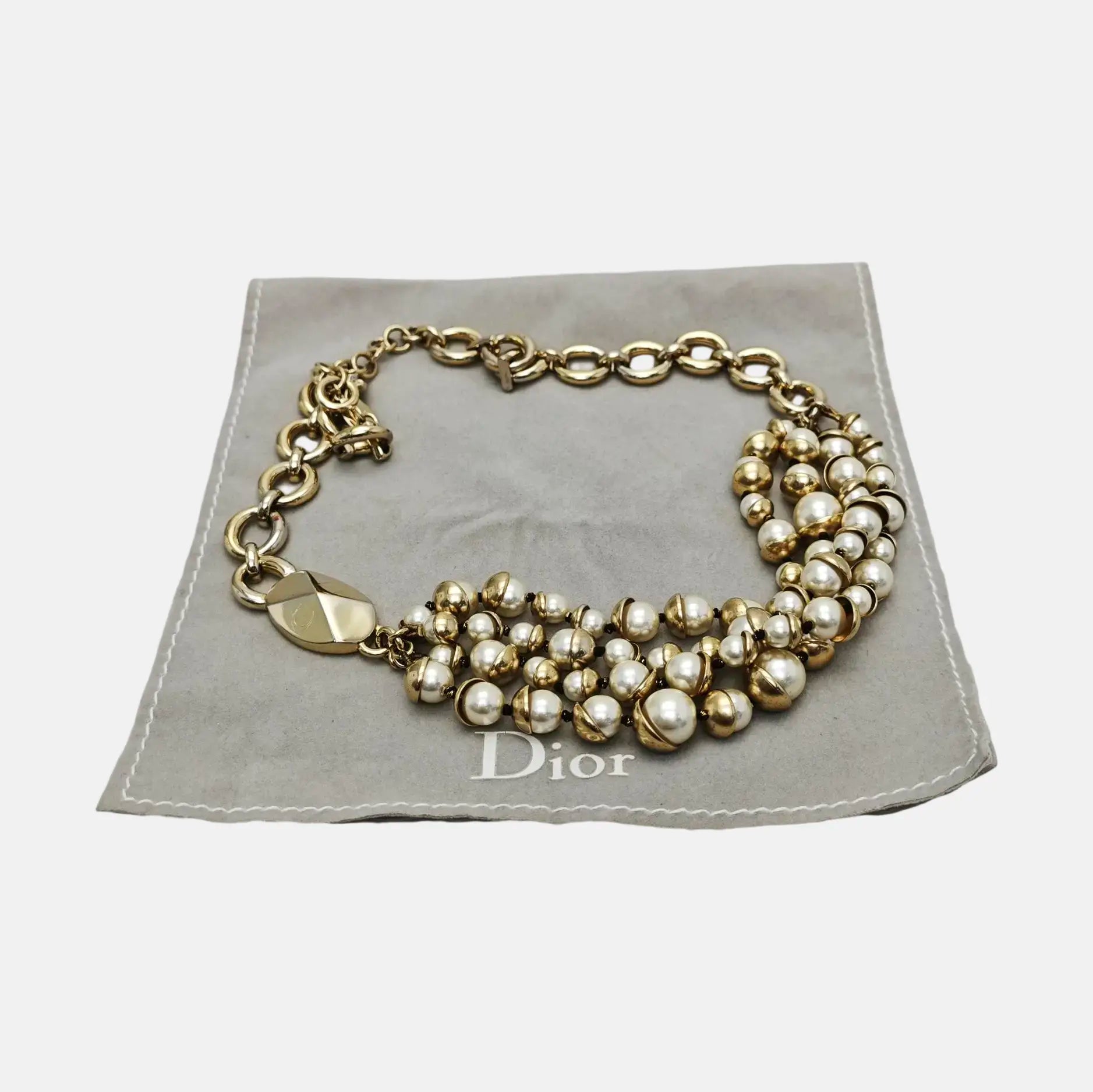 Ultradior Faux Pearl Gold Necklace