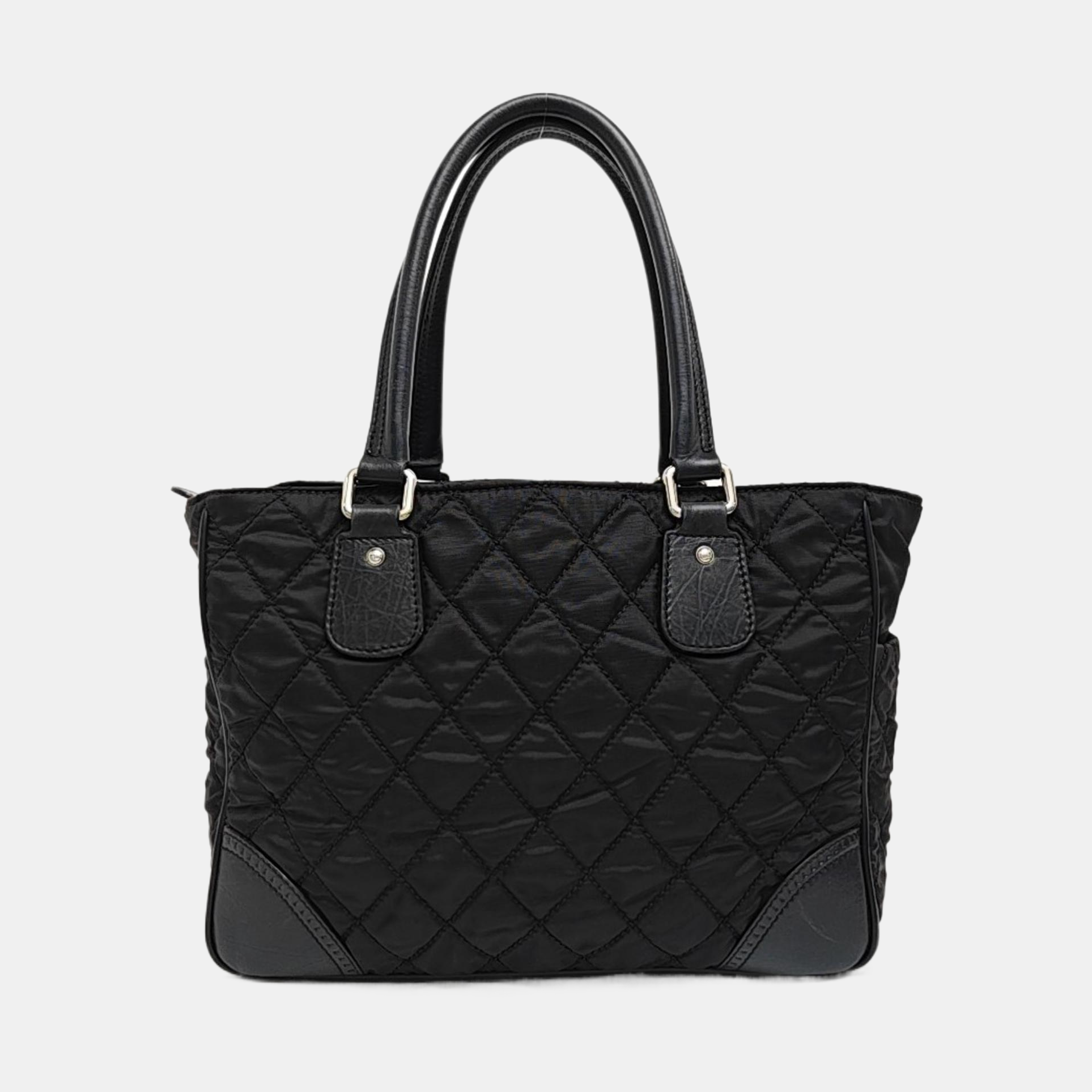 PARIS NEW YORK Quilted Fabric Black