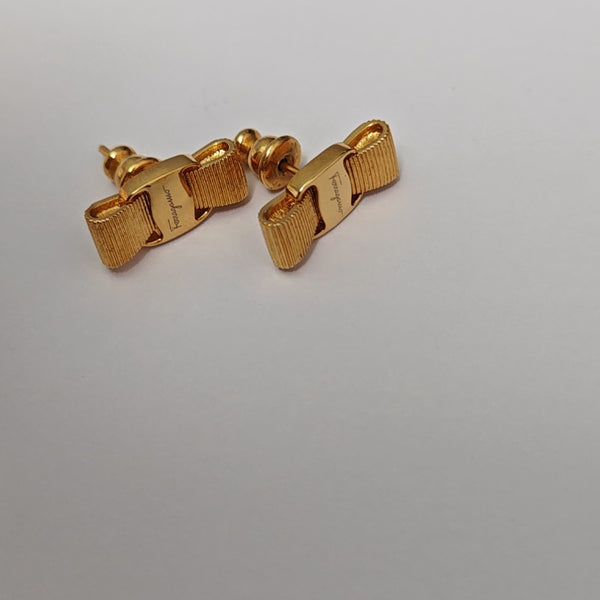 Metal Gold Stud Earrings