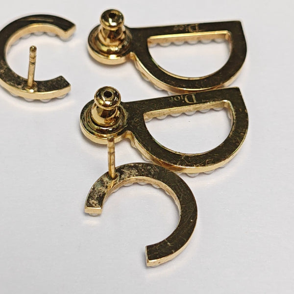 CD Lock Metal Gold Stud Earrings