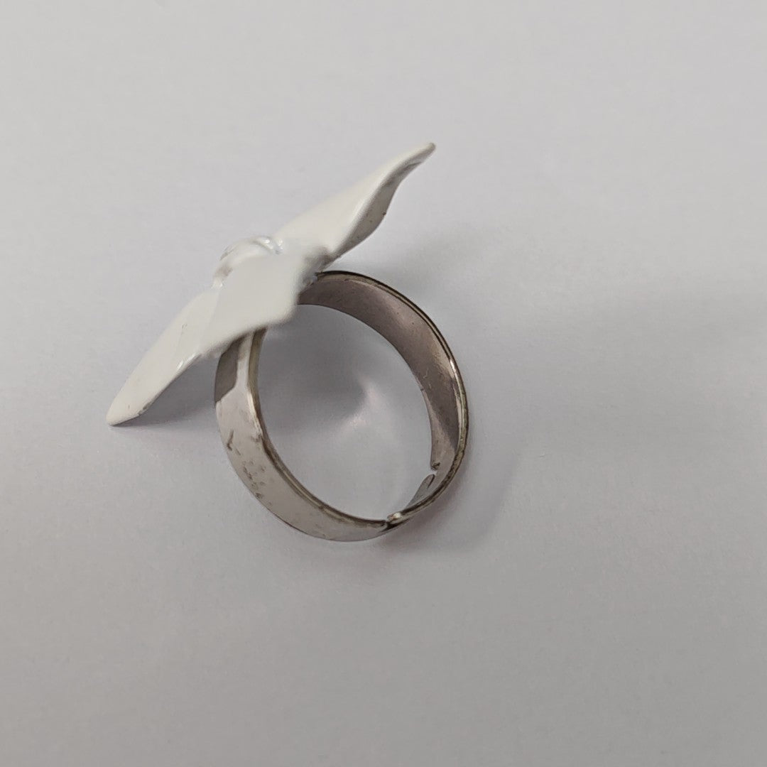 Metal White Ring EU 53