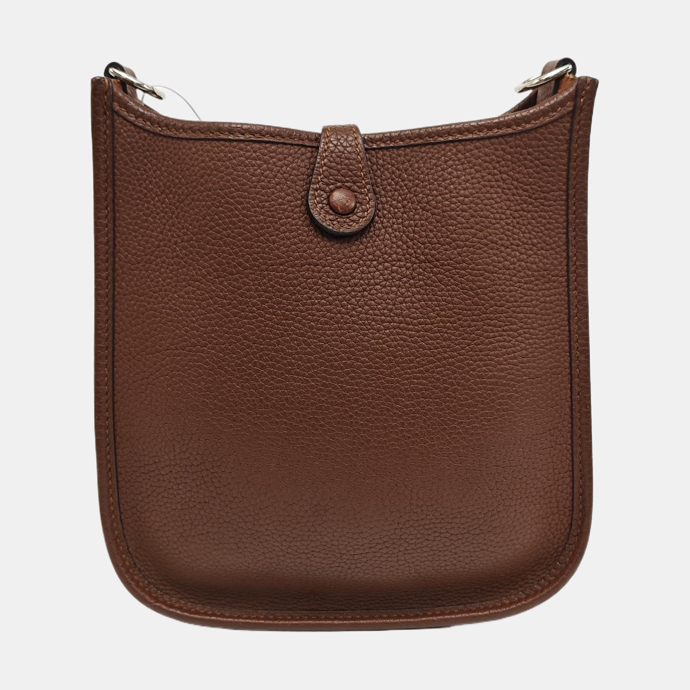 Evelyne 17 Clemence Brown