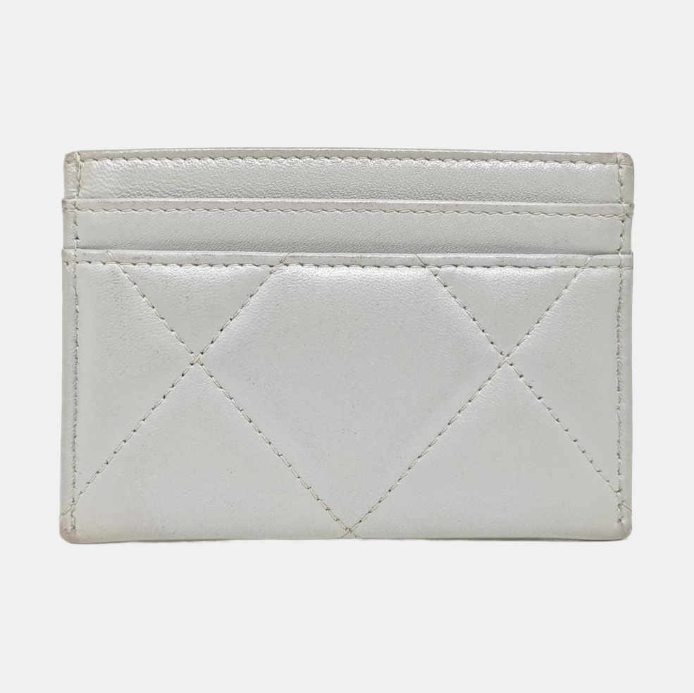 CHANEL 19 Small Quilted Lambskin Gray Wallet