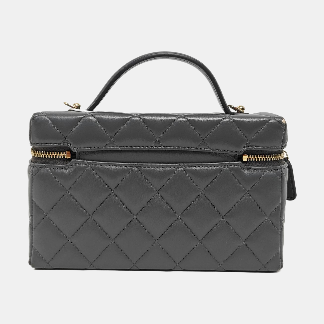 VANITY CASE Quilted Lambskin Gray
