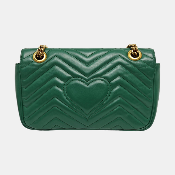 Authenticated pre-owned  GG Marmont Medium Quilted Calfskin Green - Shoulder Bag at Looply