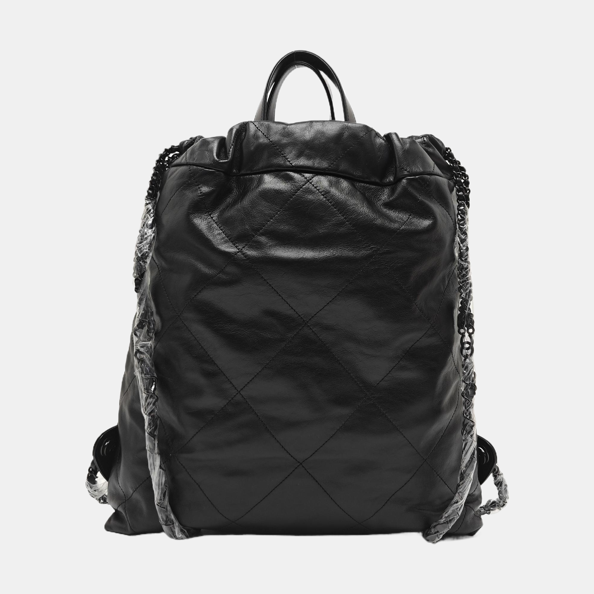 CHANEL 22 Small Quilted Calfskin Black