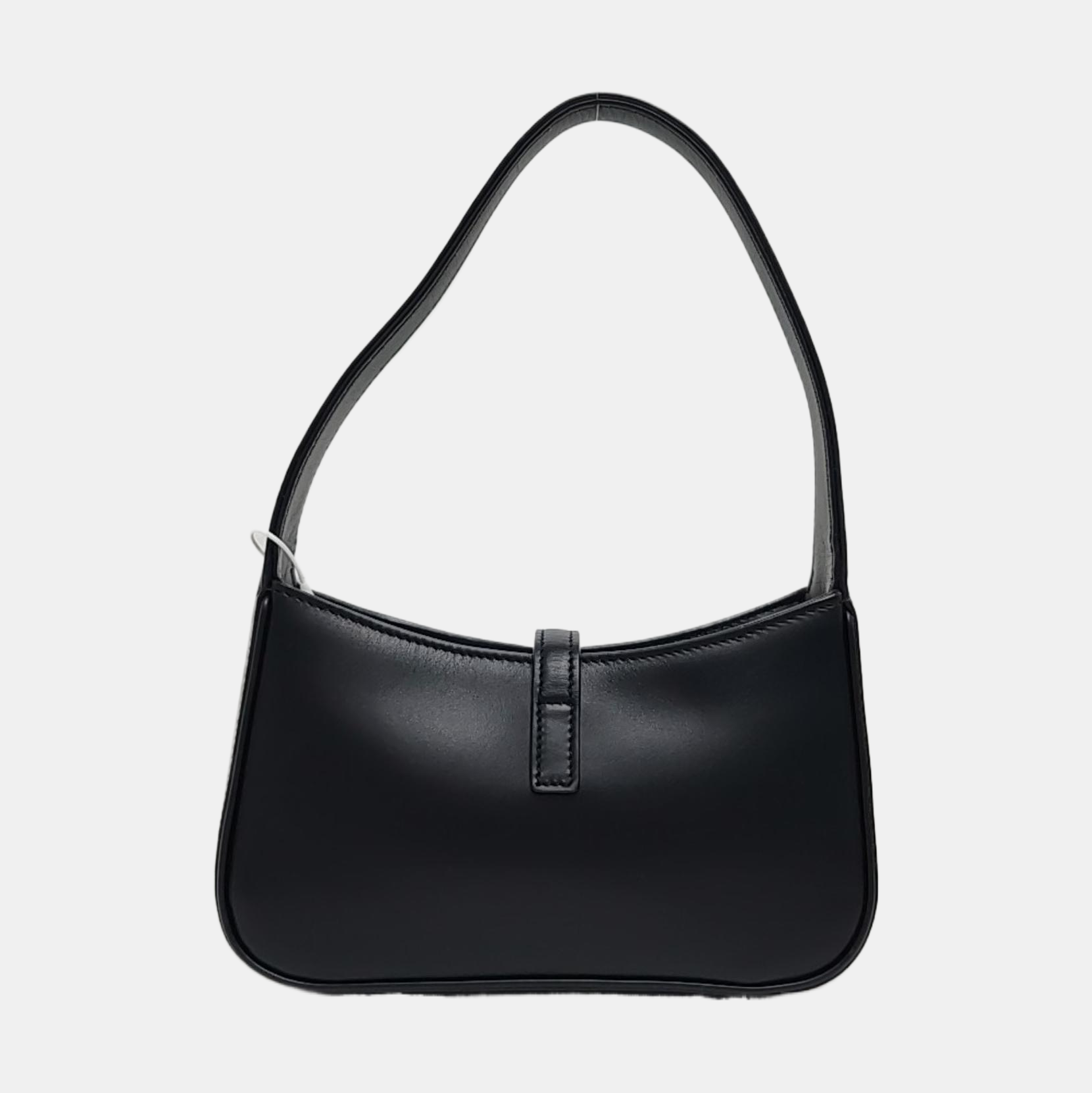 Authenticated pre-owned  LE 5 À 7 Calfskin Black - Shoulder Bag at Looply
