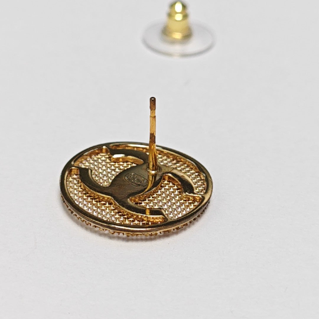Metal Gold Stud Earrings