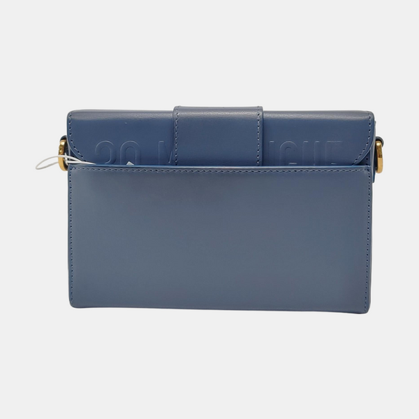 Authenticated pre-owned  30 Montaigne Calfskin Blue - Shoulder Bag at Looply
