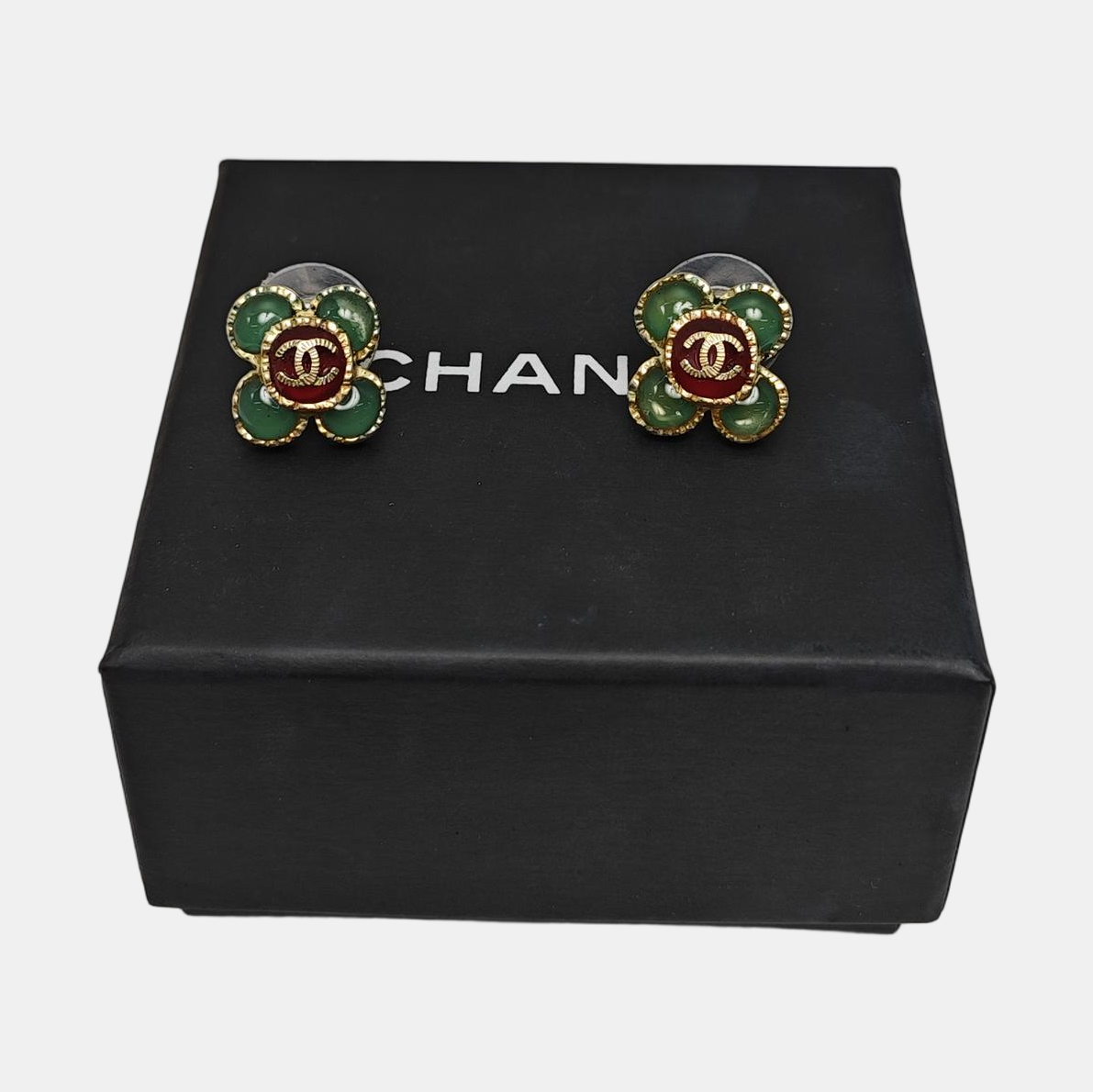 Metal Gold Stud Earrings