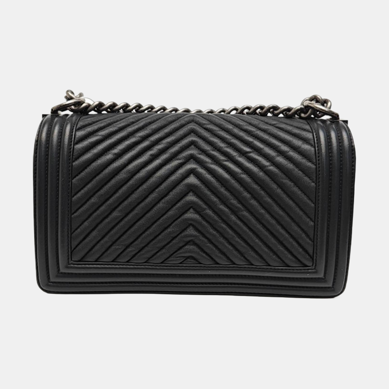BOY CHANEL Medium Chevron Lambskin Black