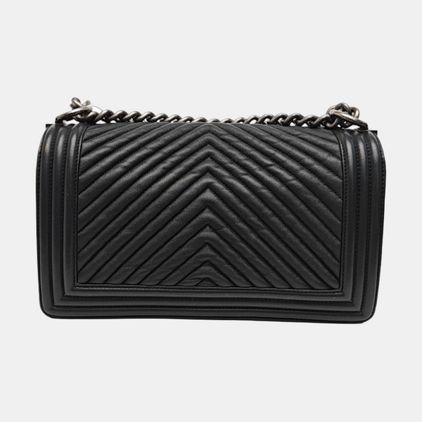 BOY CHANEL Medium Chevron Lambskin Black