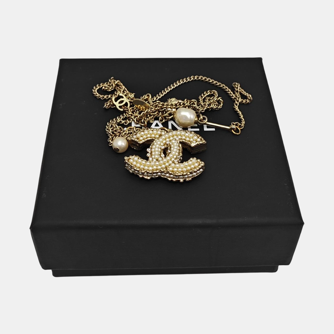 Metal Gold Necklace