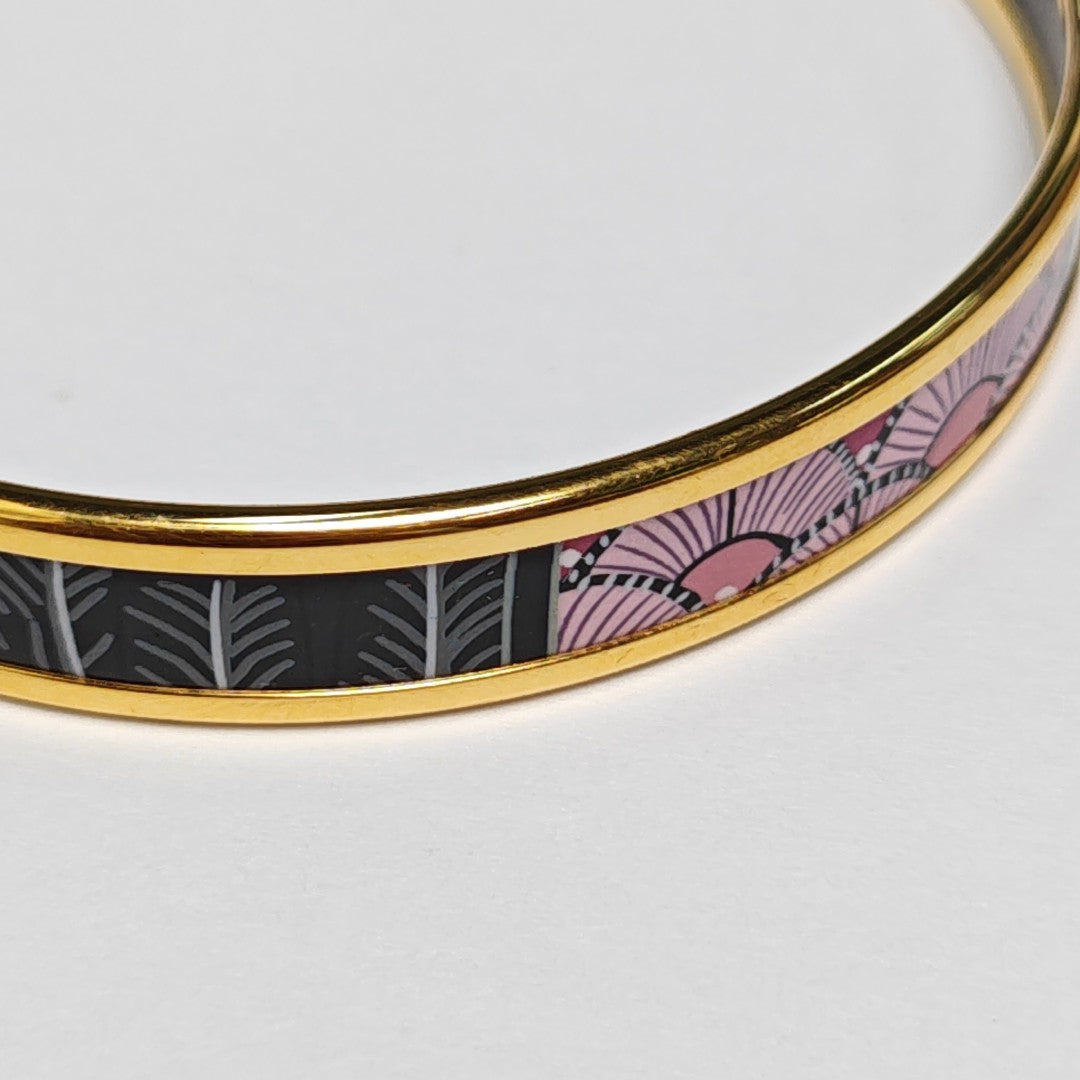 Email Metal Gold Bangle