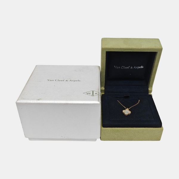 Sweet Alhambra 18k Gold Necklace