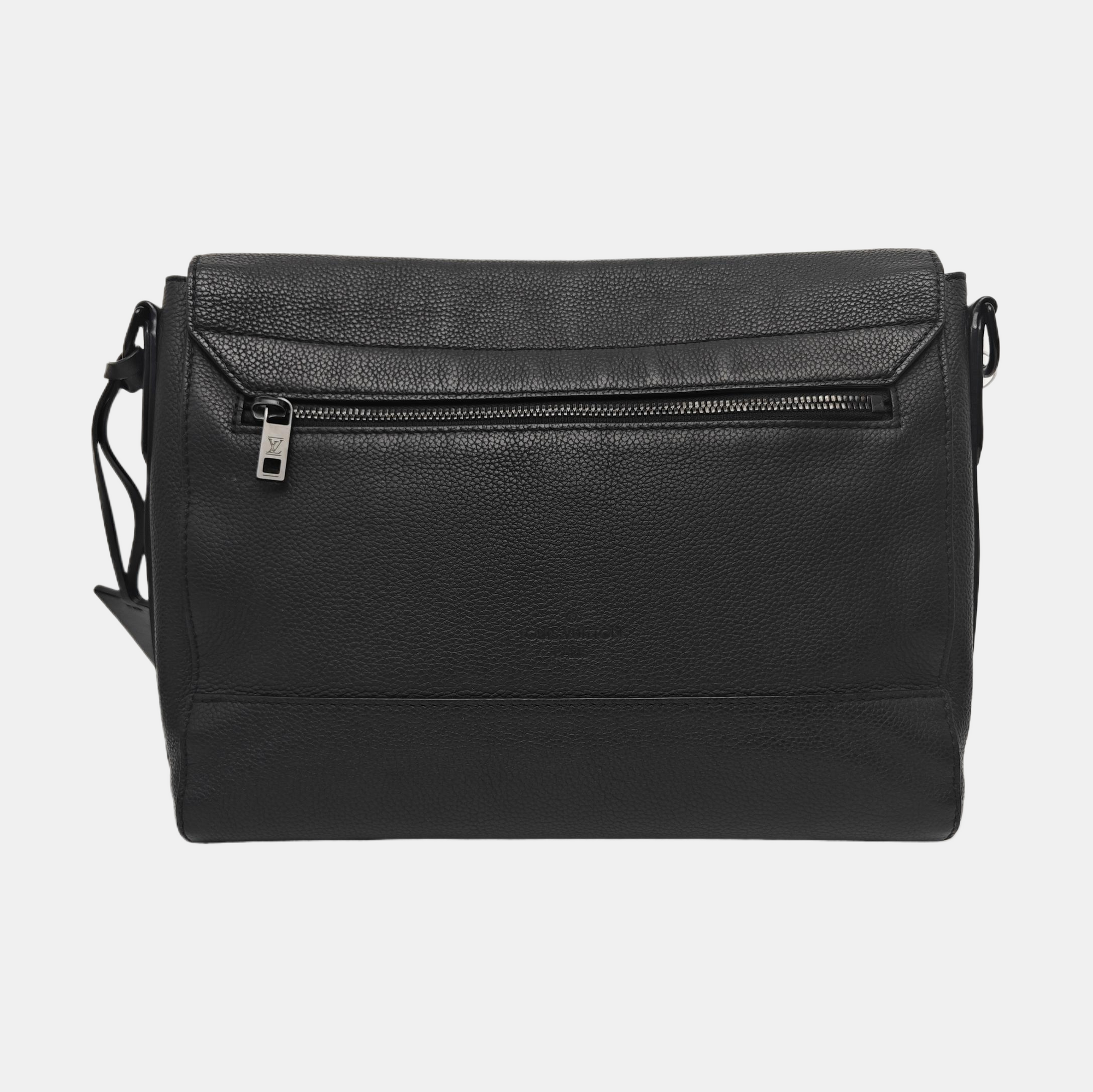 AEROGRAM Calfskin Black