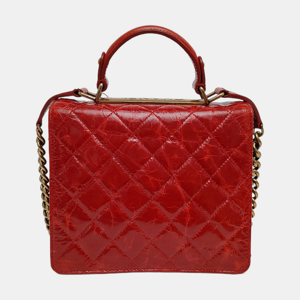 Authenticated pre-owned  2.55 Quilted Calfskin Red - Shoulder Bag at Looply