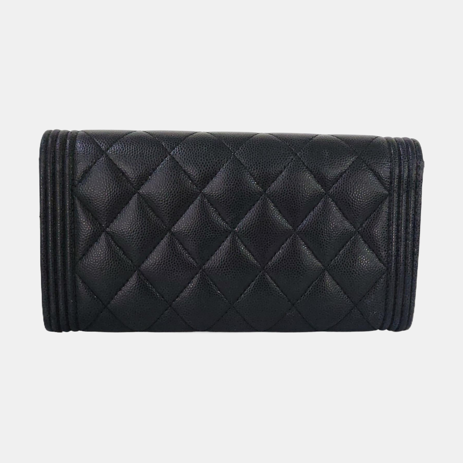 Cartera Boy Chanel de Piel de Becerro Granulada Acolchada Negra