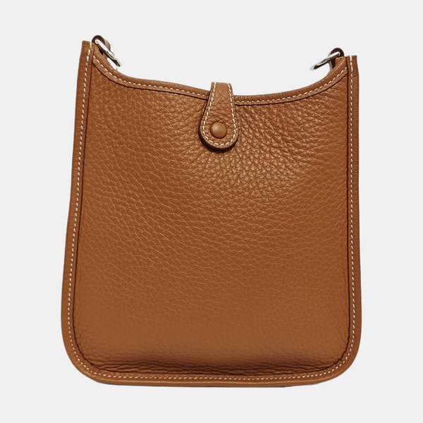 Evelyne TPM Clemence Brown