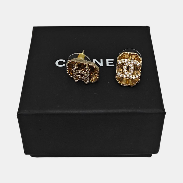Metal Gold Stud Earrings