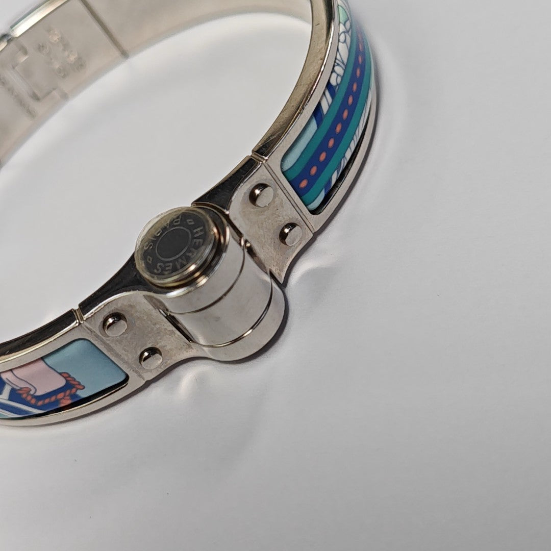 Enamel Hinged Bracelet Metal Silver Bangle