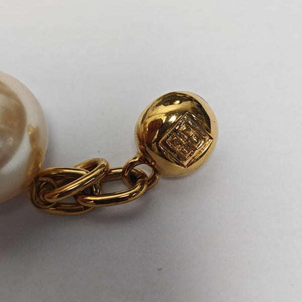Metal Gold Stud Earrings
