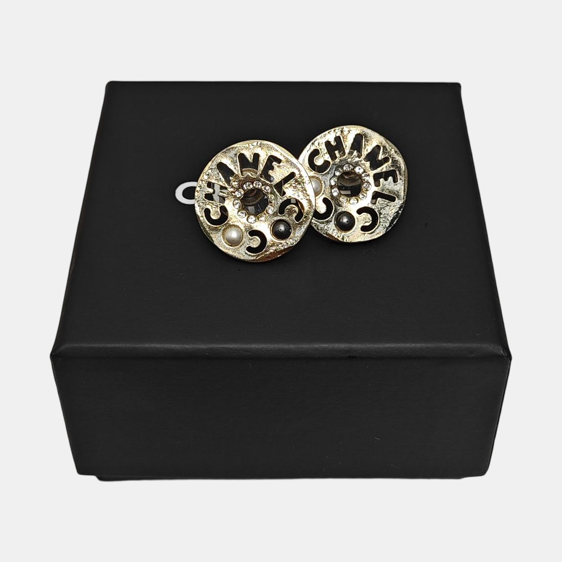 Metal Gold Stud Earrings
