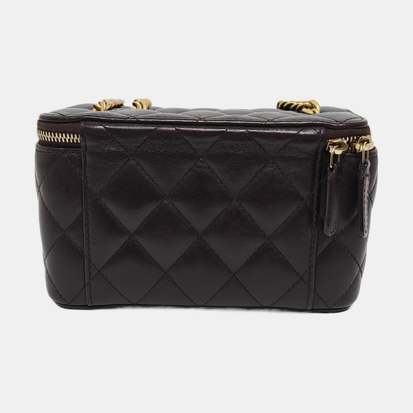Authenticated pre-owned  VANITY CASE Quilted Lambskin Black - Crossbody Bag at Looply