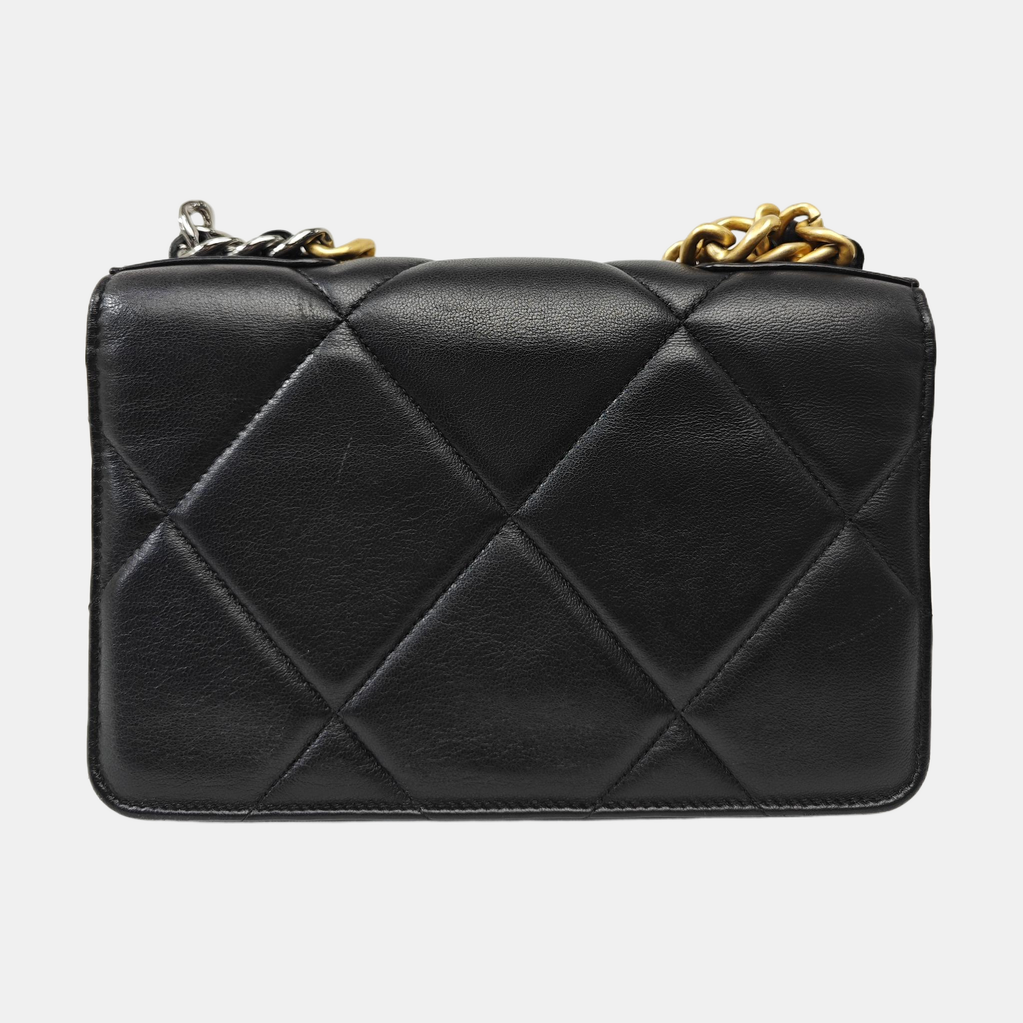 CHANEL 19 WOC Quilted Lambskin Black