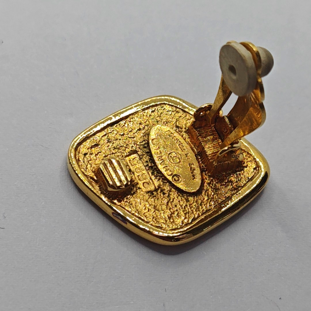 Metal Gold Clip On Earrings