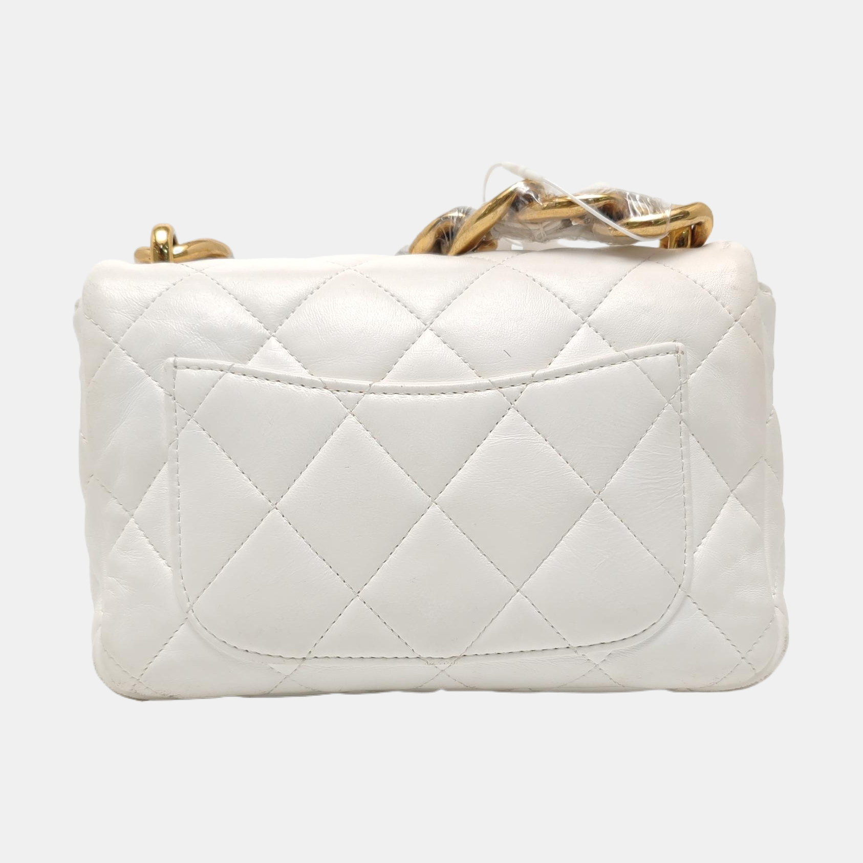 Authenticated pre-owned  CLASSIC FLAP Quilted Lambskin White - Shoulder Bag at Looply