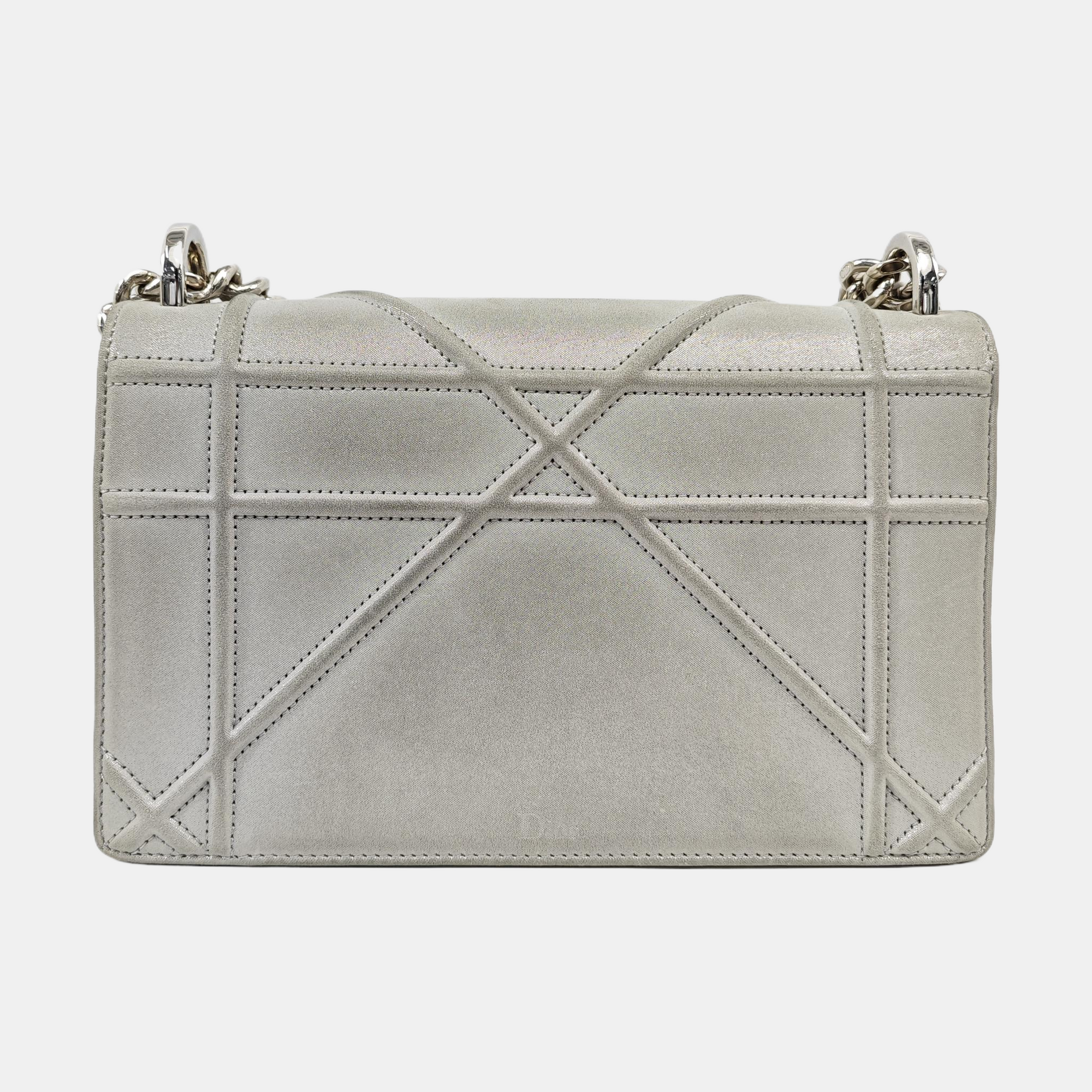 Diorama Small Cannage Calfskin Silver